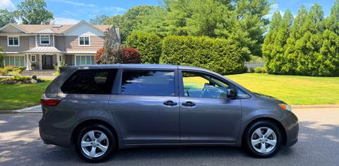 Toyota Sienna 2015