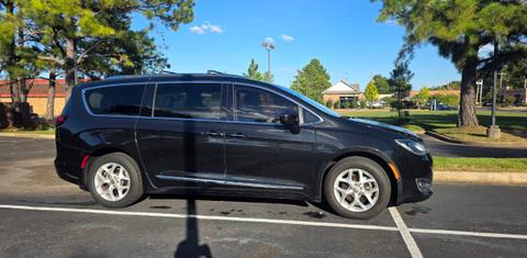 Chrysler Pacifica 2017