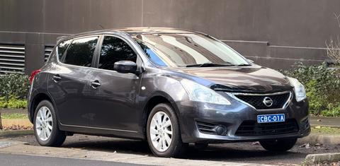 Nissan PULSAR 2013