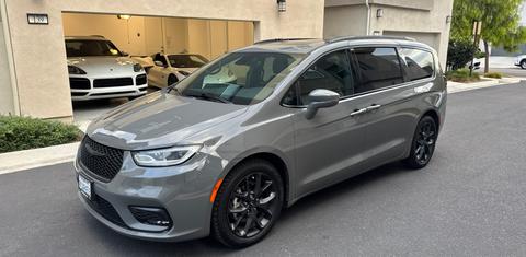 Chrysler Pacifica 2022