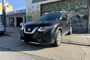 Nissan Rogue car