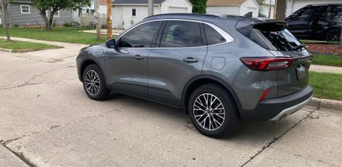 Ford Escape PHEV 2026