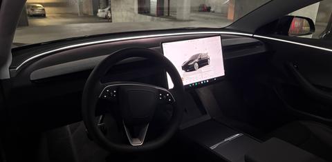 Tesla Model 3 2025