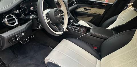 Bentley Bentayga 2023