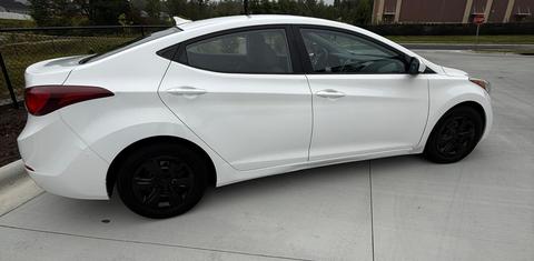 Hyundai Elantra 2016