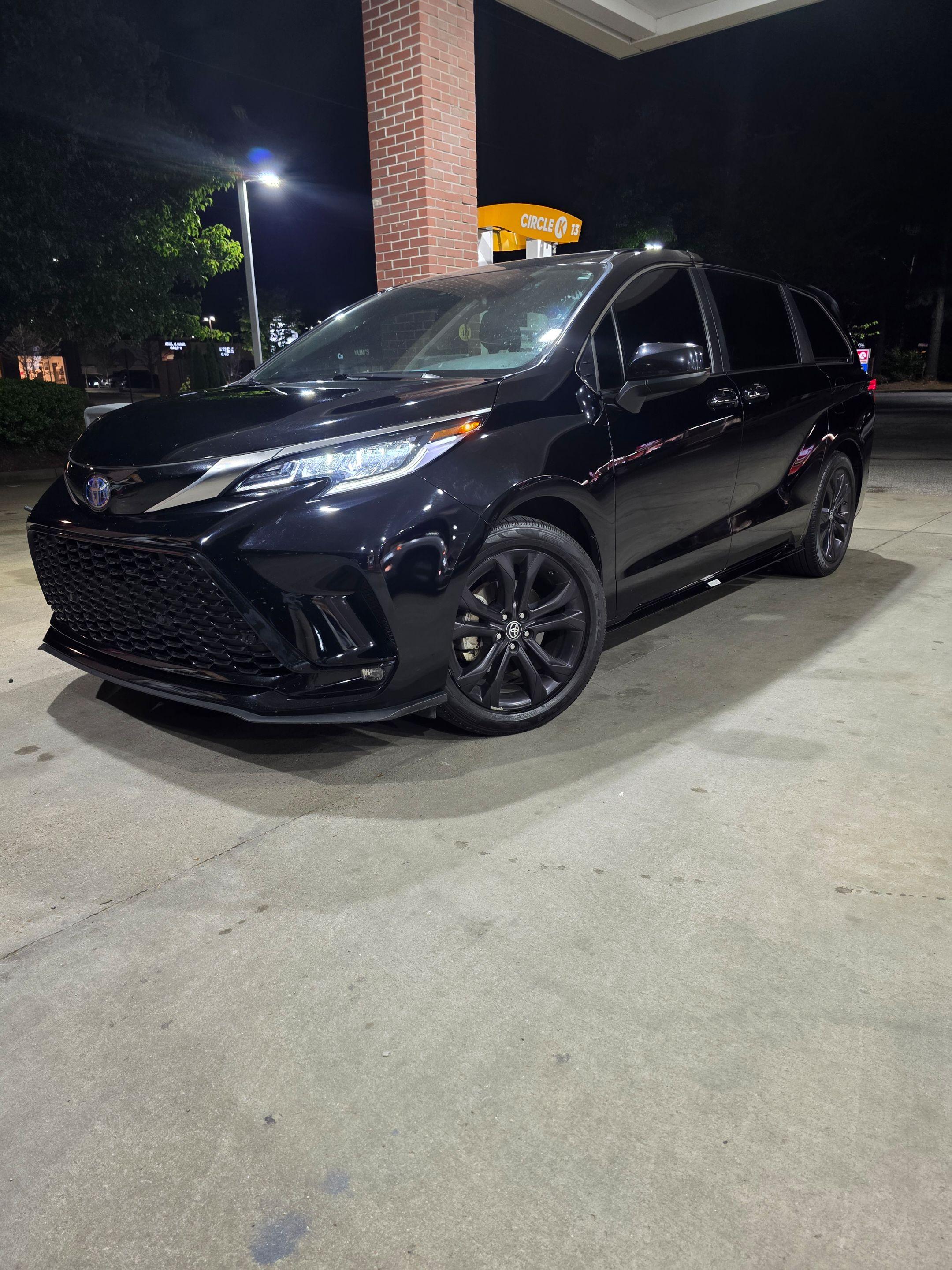 Toyota Sienna 2023 in Collierville, TN
