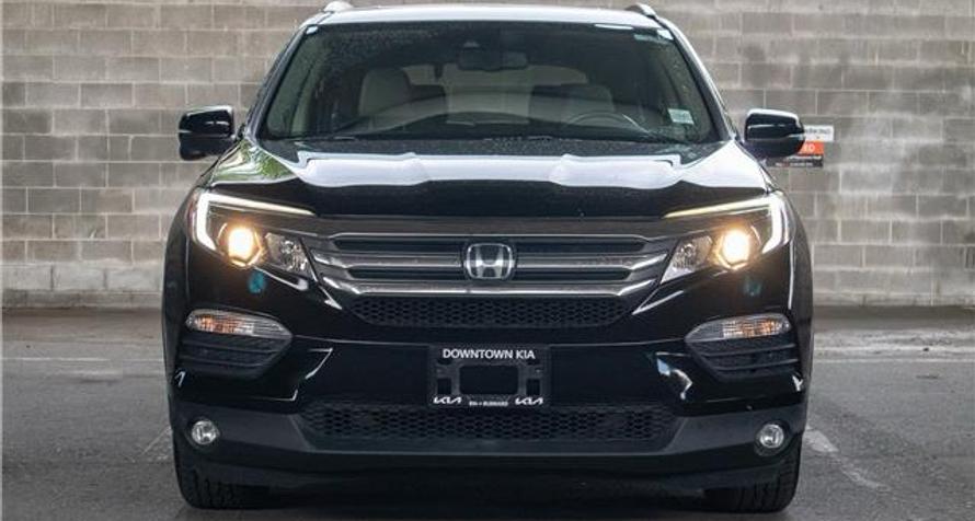 2016 Honda Pilot offered by iKaar