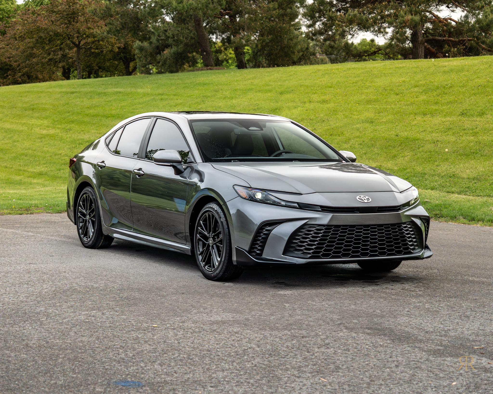 2025 Toyota Camry Hybrid