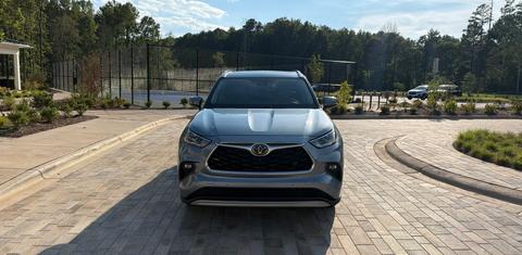 Toyota Highlander 2021