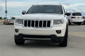 Jeep Grand Cherokee car