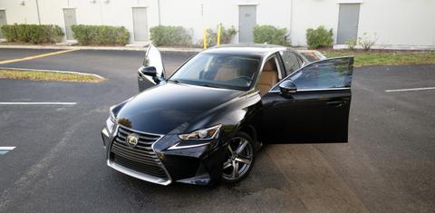 Lexus IS 2018
