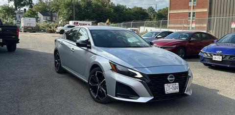 Nissan Altima 2024