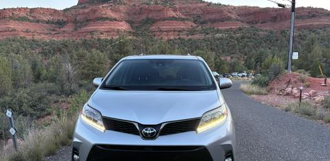 Toyota Sienna 2019