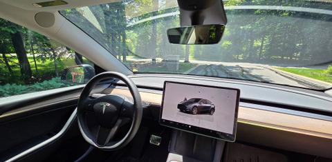 Tesla Model Y 2023
