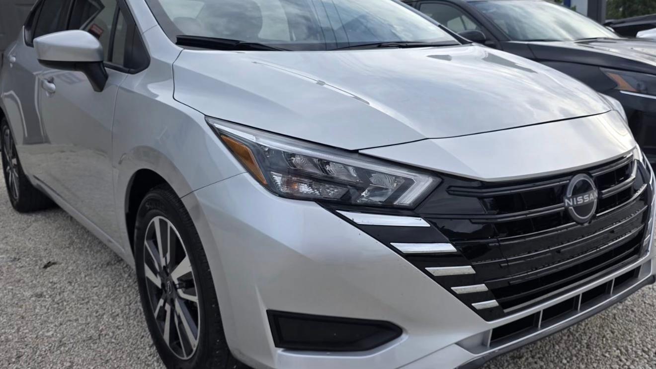 Nissan Versa 2025 in 