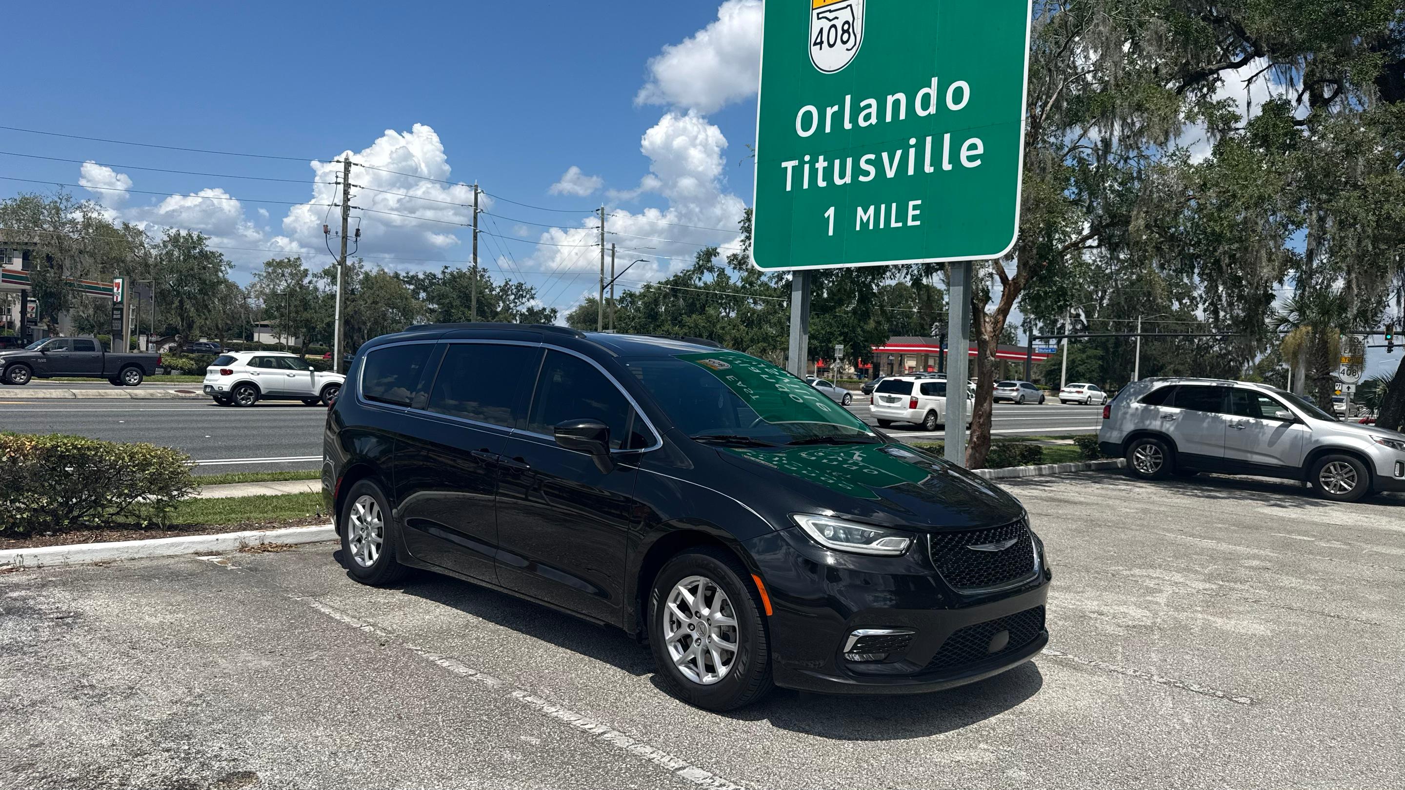 Chrysler Pacifica 2022 in Ocoee, FL