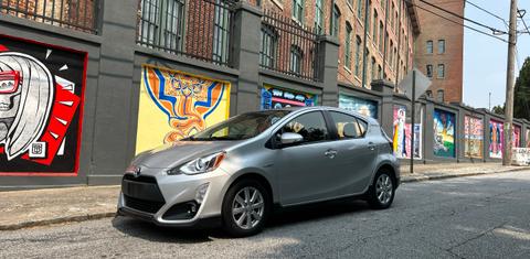 Toyota Prius c 2017