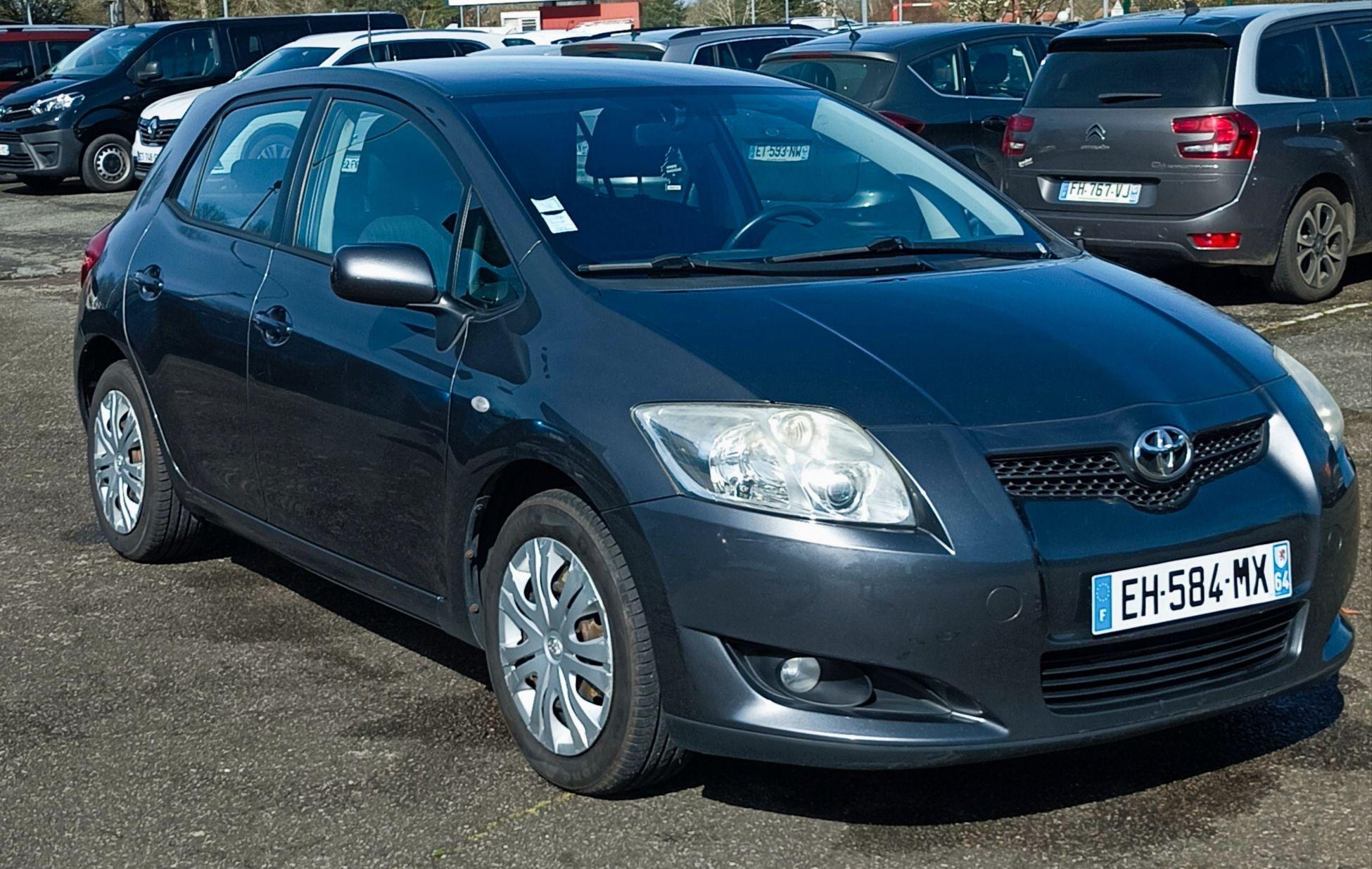 Toyota AURIS 2009 à Dax