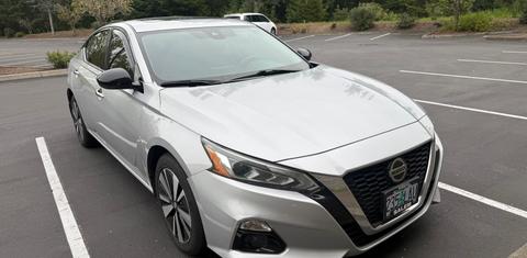 Nissan Altima 2021