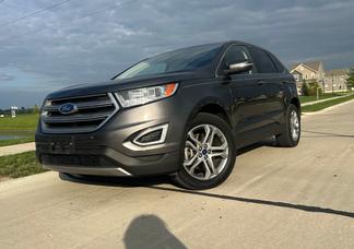 Ford Edge car