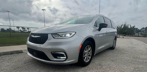 Chrysler Pacifica 2024