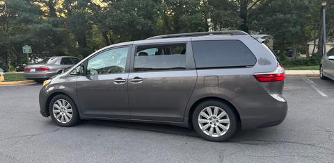 Toyota Sienna 2016