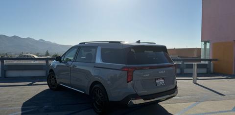 Kia Carnival Hybrid 2026