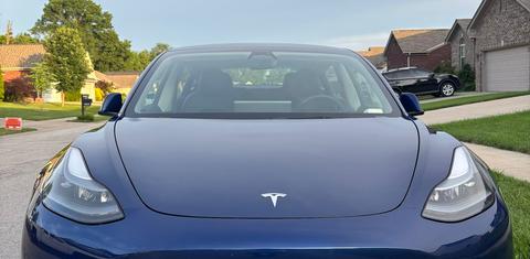 Tesla Model 3 2022