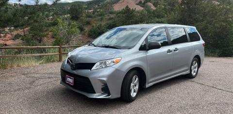 Toyota Sienna 2019