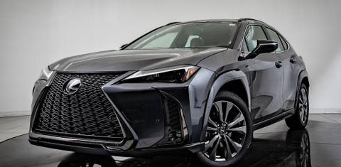 Lexus UX 2024