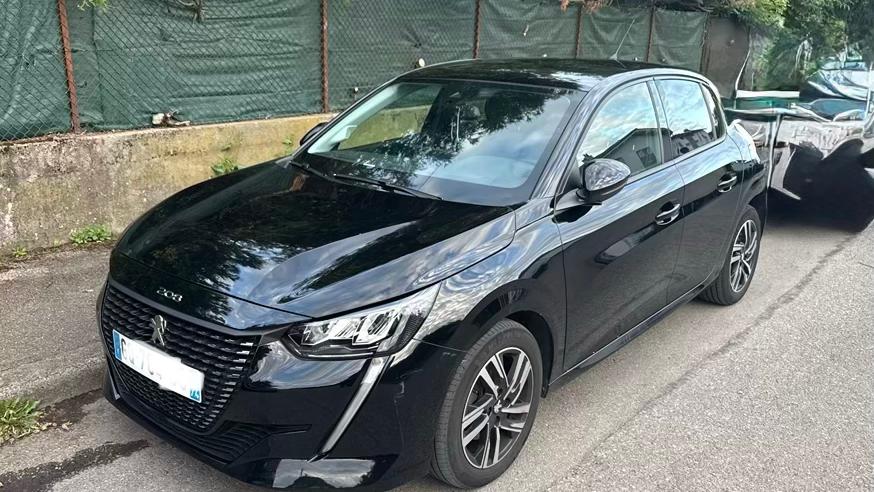 Peugeot 208 2023 à Thonon-les-Bains