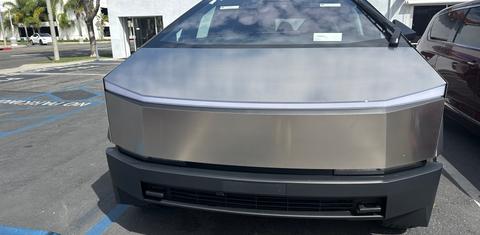 Tesla Cybertruck 2025