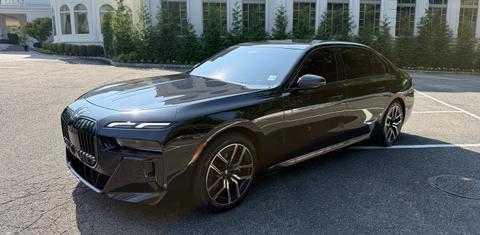 BMW 7 Series 2024
