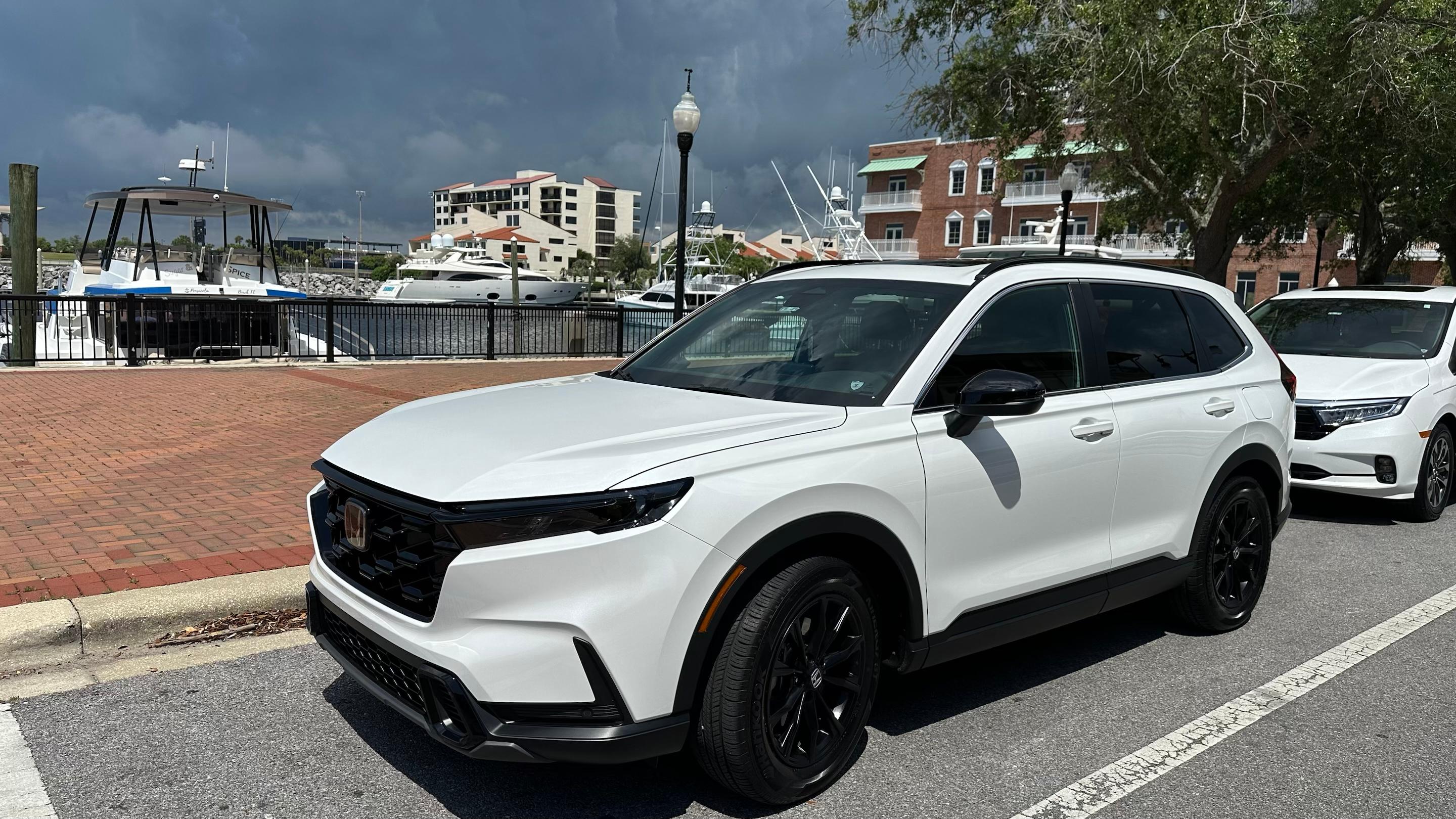 Honda CR-V Hybrid 2024 in 