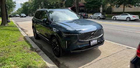 Volvo XC90 Plug-In Hybrid 2025