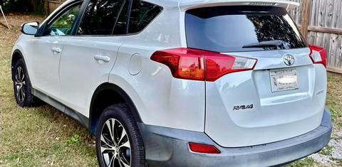 Toyota RAV4 2015