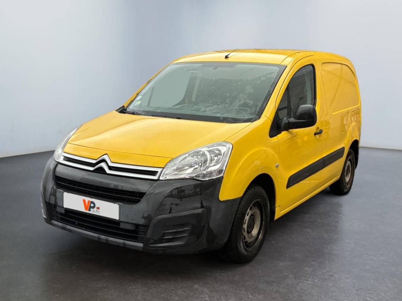 Citroen BERLINGO FOURGON 2017 à Montreuil