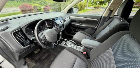 Mitsubishi Outlander 2016