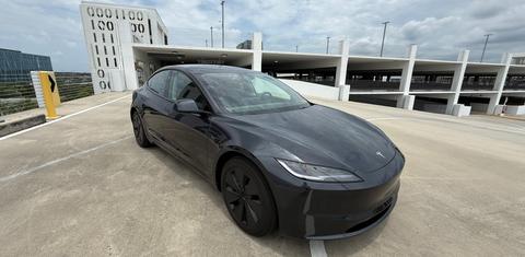 Tesla Model 3 2025