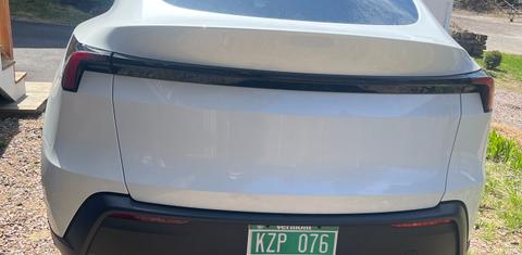 Tesla Model Y 2026