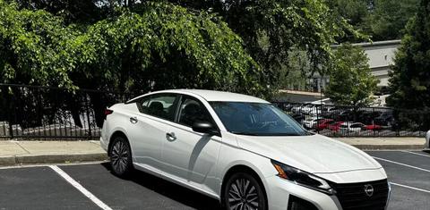 Nissan Altima 2024