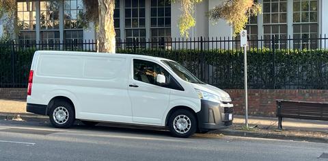Toyota HIACE 2021