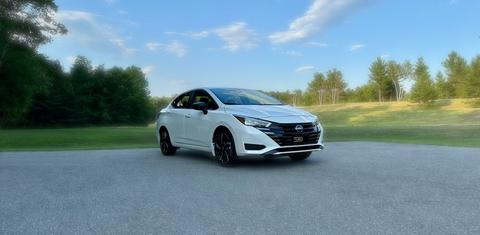 Nissan Versa 2025