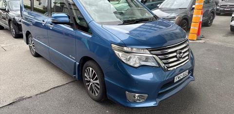 Nissan Serena 2016