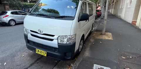 Toyota HIACE 2017