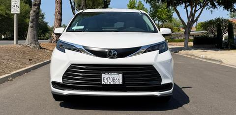 Toyota Sienna 2026