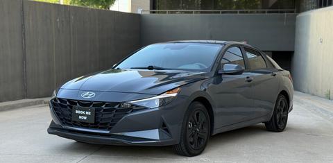 Hyundai Elantra Hybrid 2023