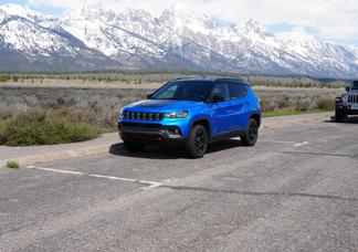 Jeep Compass car