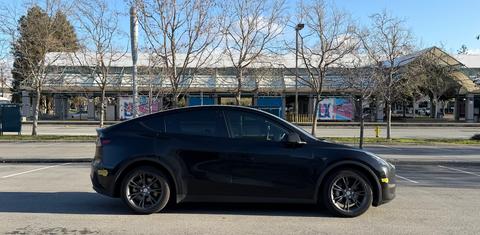 Tesla Model Y 2022