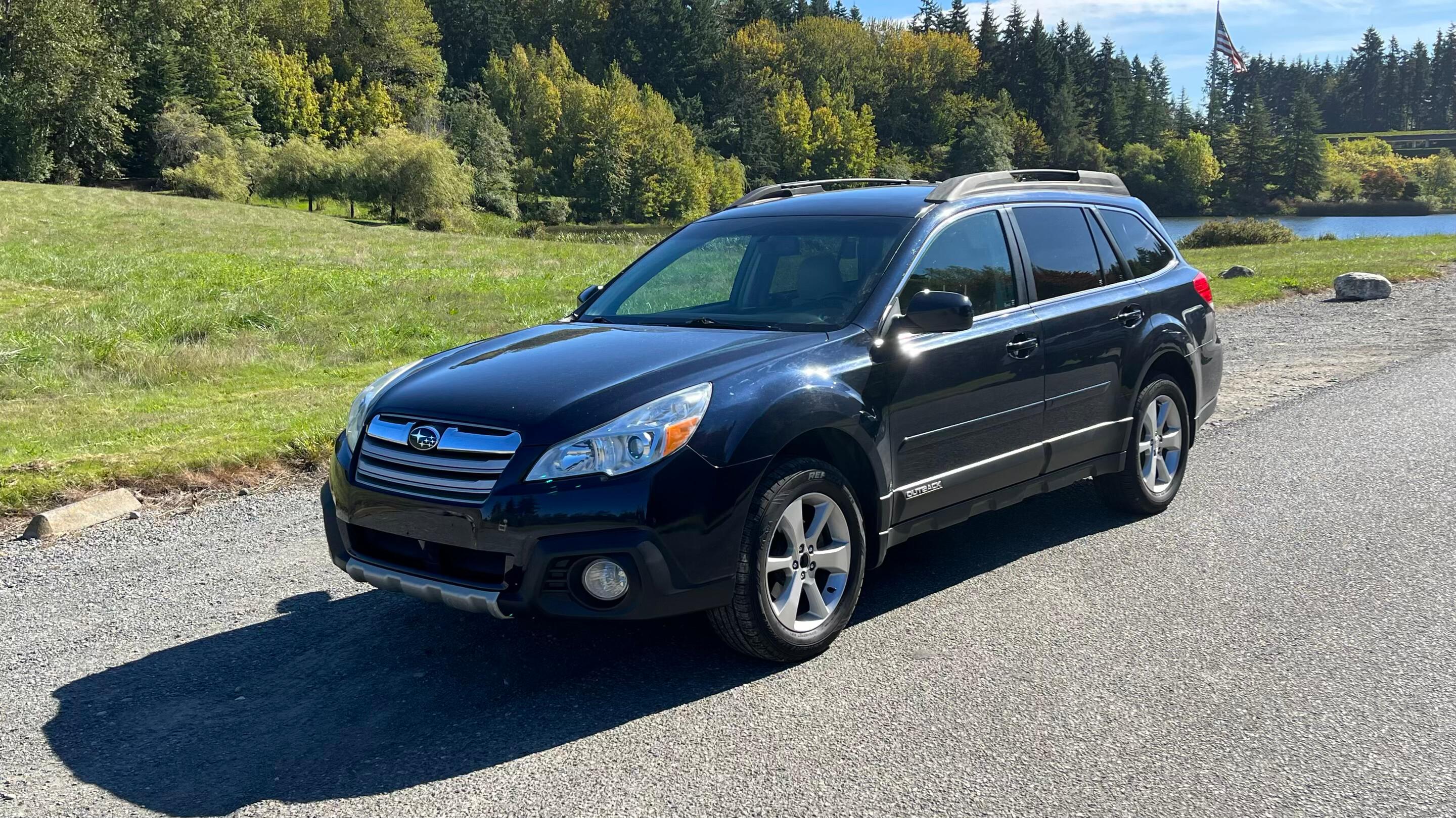 Subaru Outback 2013 in Auburn, WA